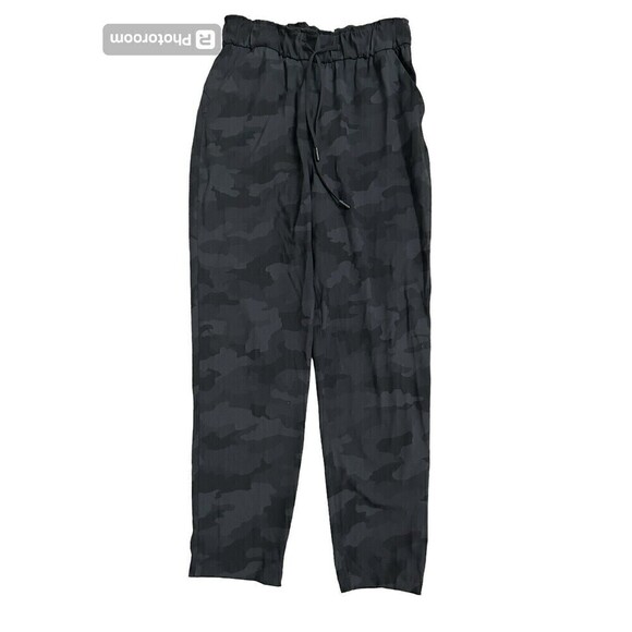 Lululemon‎ Womens Jogger On The Fly 7/8 in Incognito Camo Multi Gray 6 Ankle - Picture 1 of 6